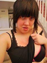 Sexy young fatty with nice tits...