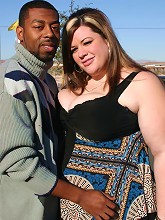 Gorgeous plumper Deserie shows off...